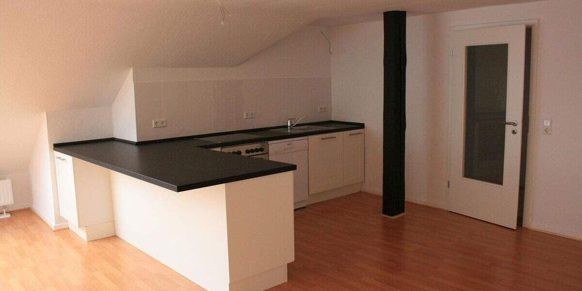 Sonnige Atelierwohnung - mit kleinem Büro möglich 3 zimmer