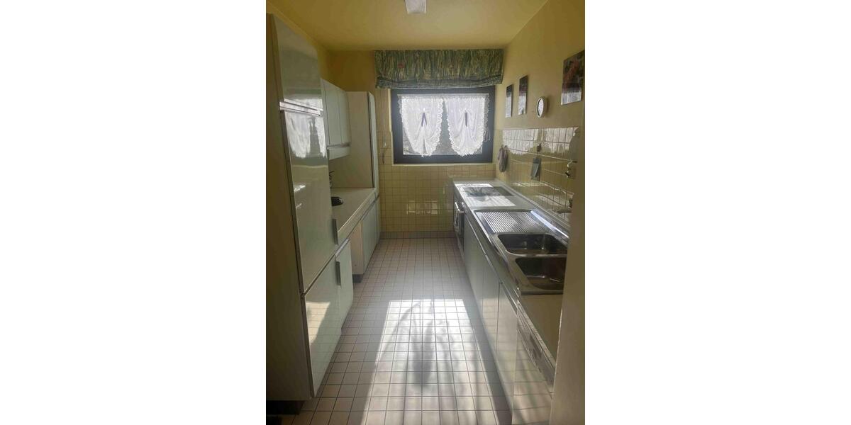 4-Zimmerwohnung mit Wintergarten und Garage in Maschseenähe 4 zimmer