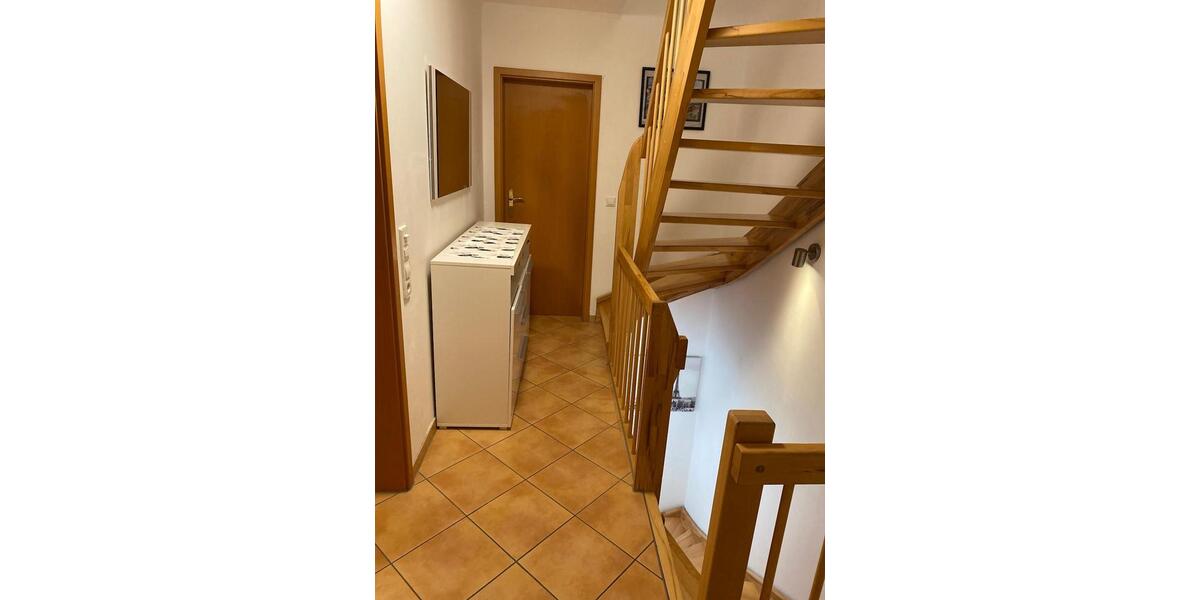Reihenhaus Garbsen - 5 Zimmer, 140 m&sup2;, 1.780&euro; | Angebot:27607082