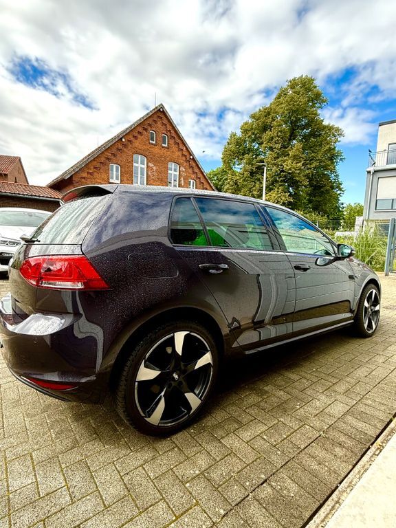 VW Golf 68.000 km 15.999 € Garbsen 30827