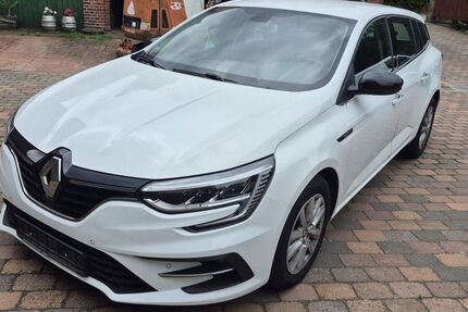 Renault Megane 43.171 km 12.495 &euro; Barsinghausen 30890