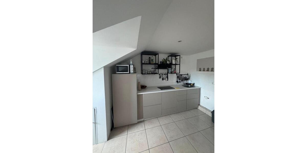 Dachgeschoßwohnung Hannover Bult - 3 Zimmer, 78 m&sup2;, 1.095&euro; | Angebot:26691619