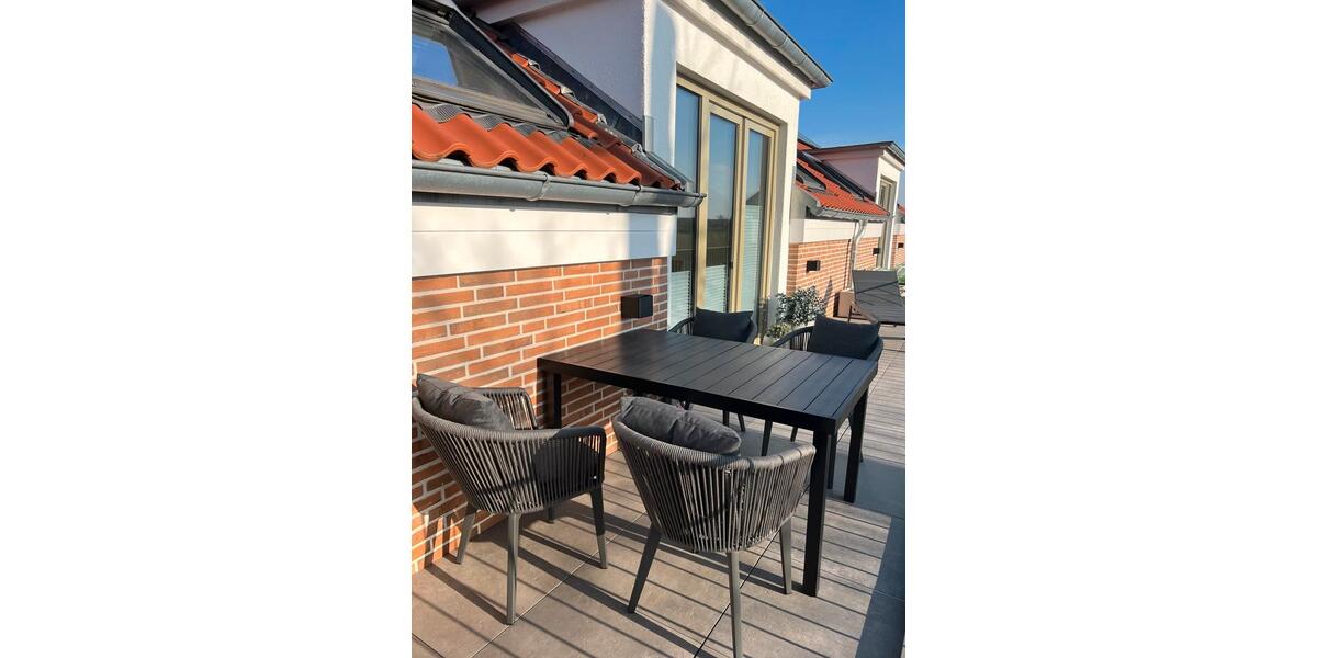 Dachgeschoßwohnung Isernhagen - 2.5 Zimmer, 84 m&sup2;, 1.598&euro; | Angebot:26255399