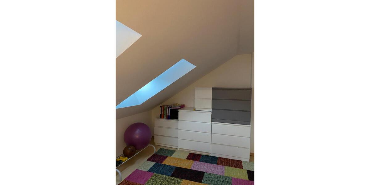 Reihenhaus Garbsen - 5 Zimmer, 140 m&sup2;, 1.780&euro; | Angebot:27607082
