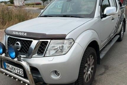 Nissan Navara 157.333 km 14.400 &euro; Elze 31008