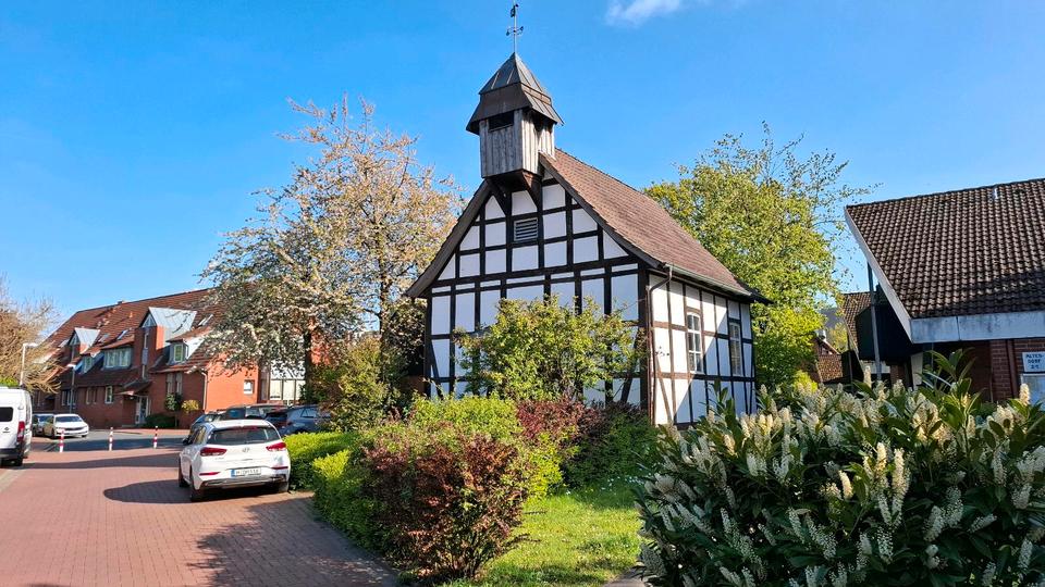 Hochparterre Hannover Ahlem-Badenstedt-Davenstedt - 3 Zimmer, 85 m&sup2;, 225.000&euro; | Angebot:26336044