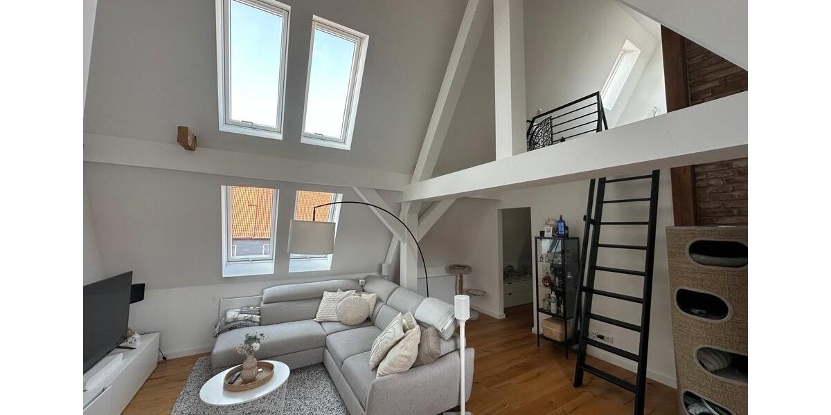 Dachgeschoßwohnung Hannover Vahrenwald-List - 7 Zimmer, 105 m&sup2;, 1.800&euro; | Angebot:27630855