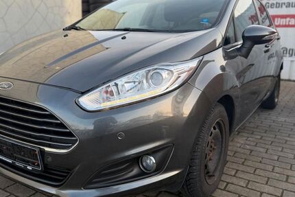 Ford Fiesta 110.000 km 6.250 &euro; Garbsen 30827