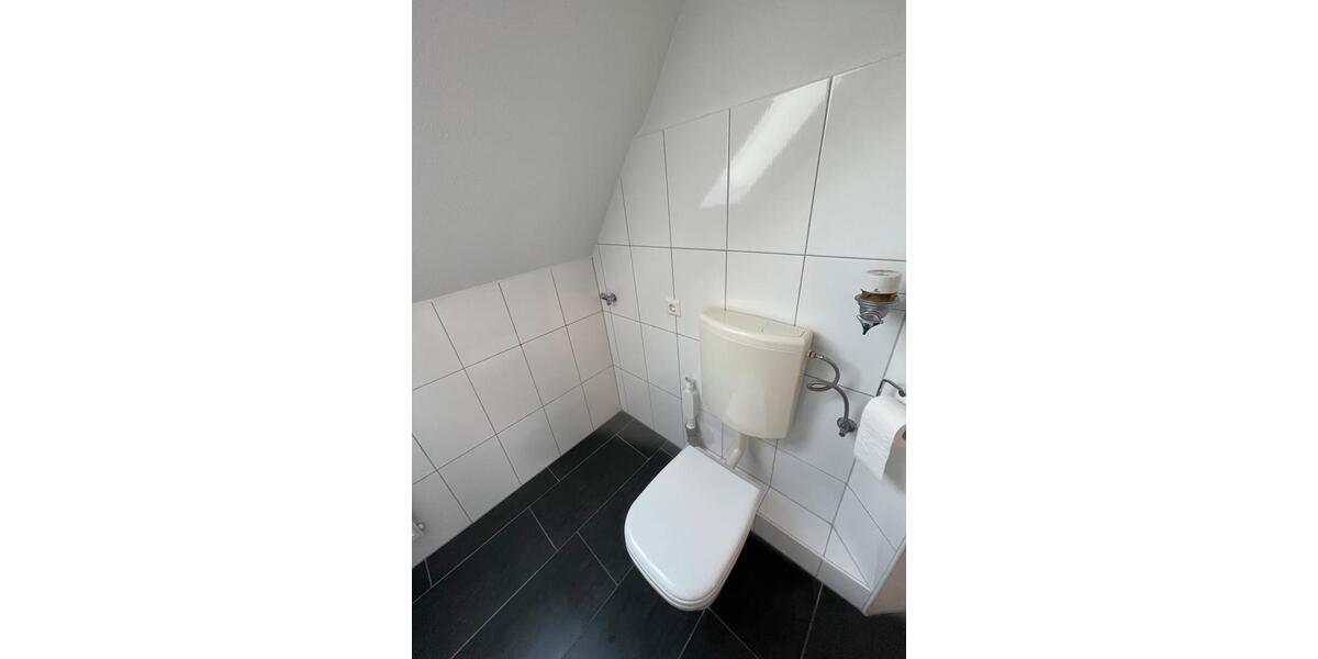 Dachgeschoßwohnung Hannover Linden-Limmer - 2 Zimmer, 51 m&sup2;, 500&euro; | Angebot:27625446