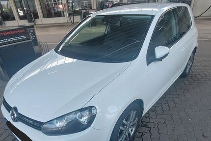 VW Golf 211.000 km 2.900 &euro; Sarstedt 31157