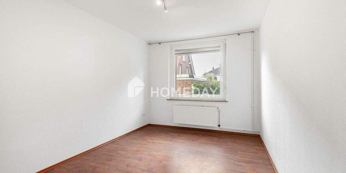 Saniertes, leerstehendes 3-Familien-Mehrgenerationenhaus in Bothfeld mit Keller 8 zimmer