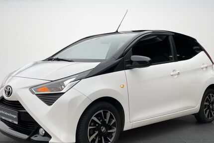 Toyota Aygo (X) 82.400 km 11.580 &euro; Hannover 30177