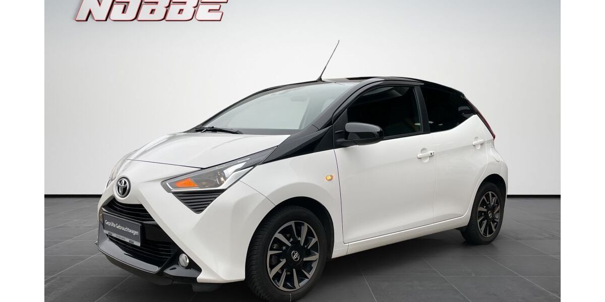 Toyota Aygo (X) 82.400 km 11.580 &euro; Hannover 30177