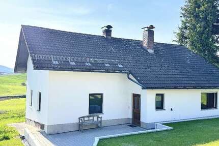 Haus zum Mieten in Saldenburg 1.100 € 130 m²