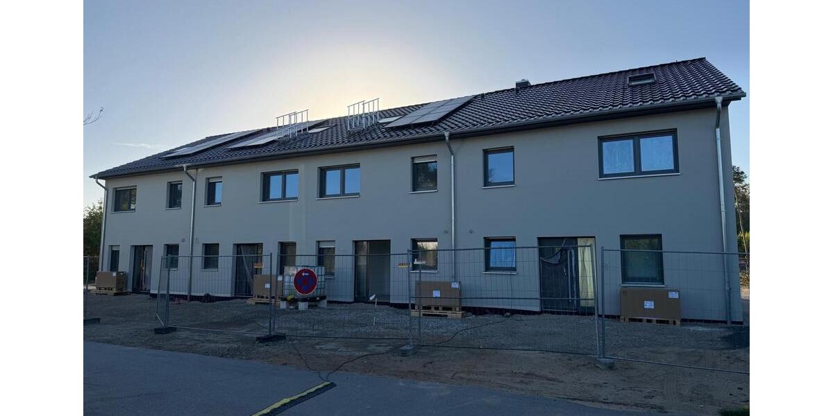 Reihenhaus Burgdorf - 5 Zimmer, 150 m&sup2;, 1.950&euro; | Angebot:27606999