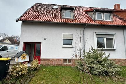 Haus Barsinghausen - 8 Zimmer, 170 m&sup2;, 1.700&euro; | Angebot:25637645