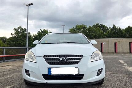 Kia ceed / Ceed 169.000 km 2.500 &euro; Seelze 30926