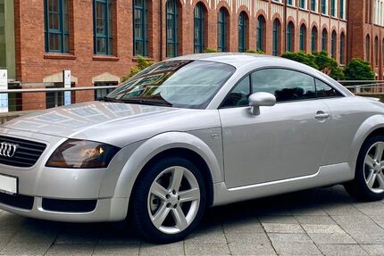 Audi TT 118.000 km 12.900 € Hannover 30177