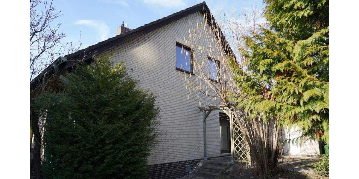 Einfamilienhaus Burgdorf - 7 Zimmer, 218 m&sup2;, 545.000&euro; | Angebot:25602141
