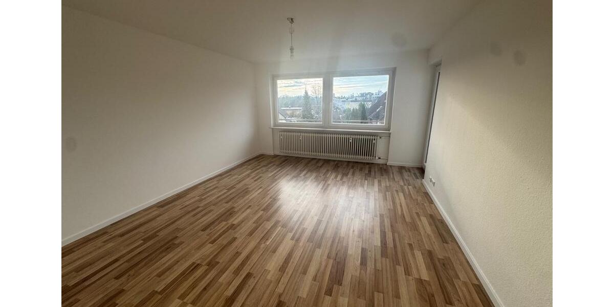 Etagenwohnung Hildesheim Himmelsthür - 3 Zimmer, 75 m&sup2;, 750&euro; | Angebot:24892713