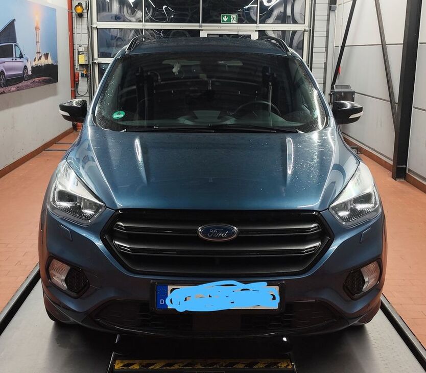 Ford Kuga 90.000 km 16.500 € Wietze 29323