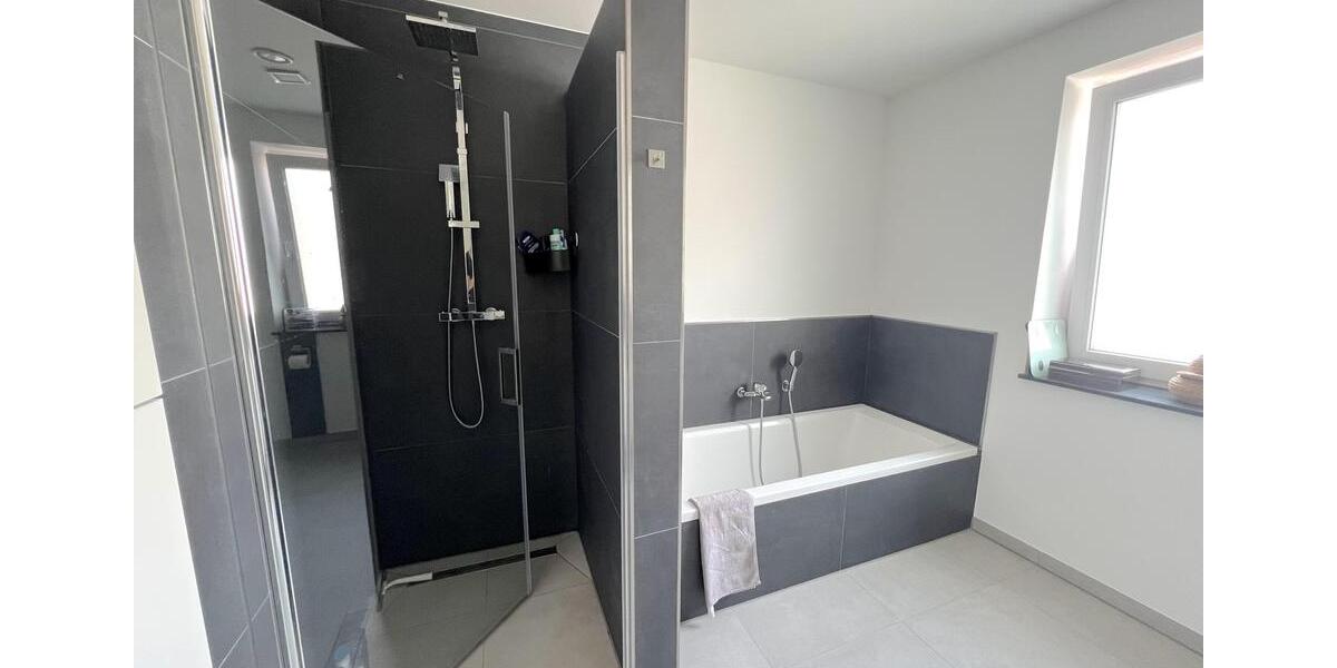 Etagenwohnung Hildesheim Himmelsthür - 3 Zimmer, 96 m&sup2;, 1.080&euro; | Angebot:25378878