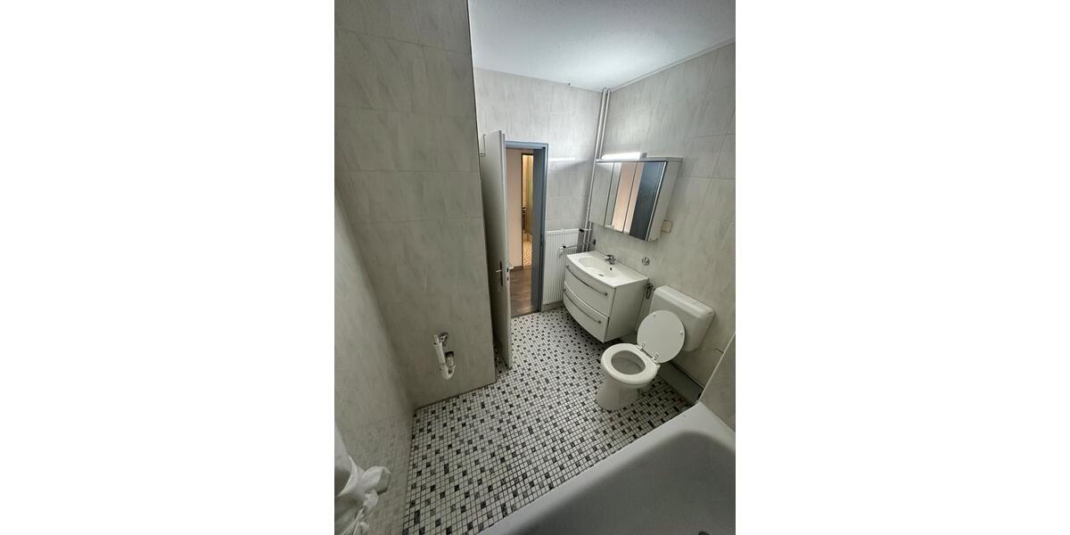 Etagenwohnung Laatzen - 4 Zimmer, 124 m&sup2;, 295.000&euro; | Angebot:26338514