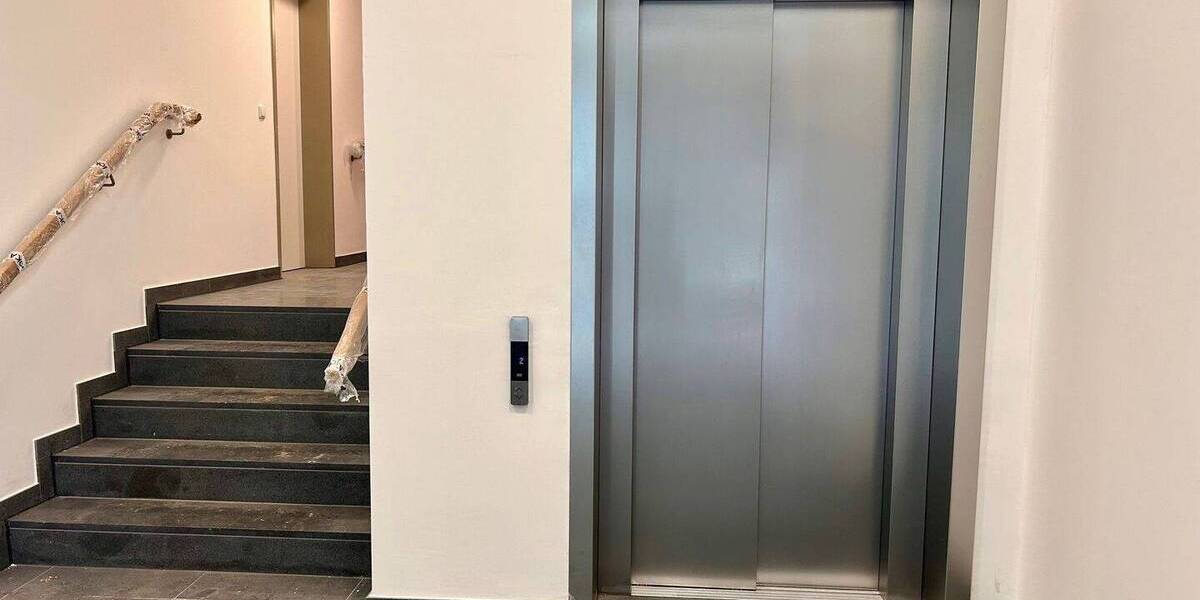 Etagenwohnung Hannover Vahrenwald - 3 Zimmer, 113 m&sup2;, 1.872&euro; | Angebot:26695287