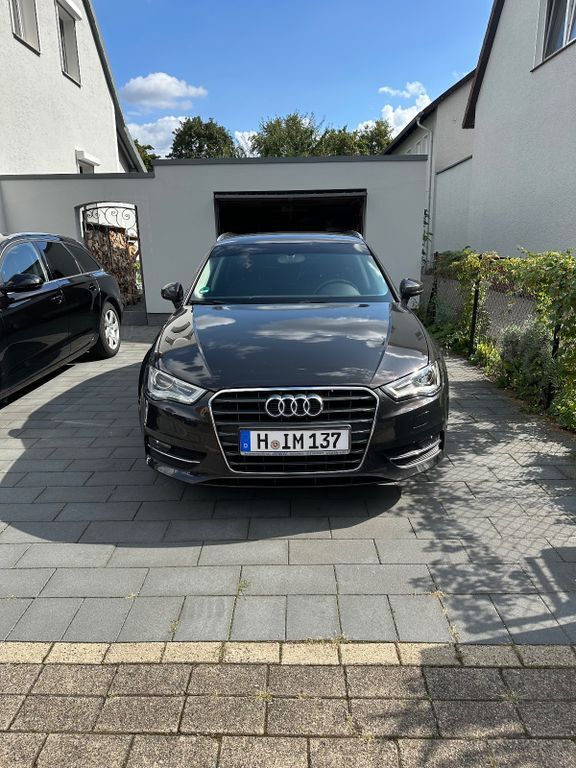 Audi A3 154.000 km 11.750 € Hannover 30419