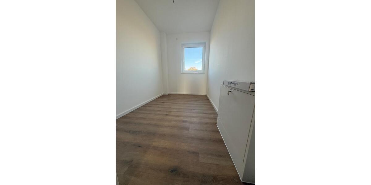Erdgeschoßwohnung Wunstorf - 2 Zimmer, 84 m&sup2;, 1.220&euro; | Angebot:26248048