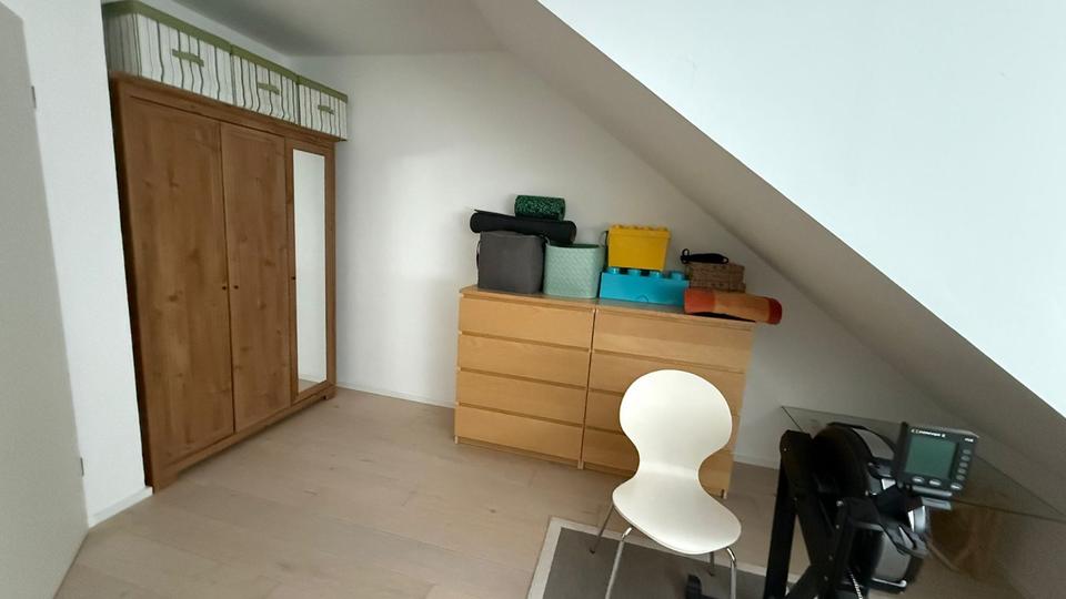 Reihenhaus Hannover Herrenhausen-Stöcken - 6 Zimmer, 150 m&sup2;, 1.500&euro; | Angebot:24789877