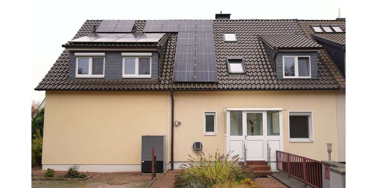 Haus zum Kaufen in Hannover-Vinnhorst 835.000 € 235 m² 8 zimmer