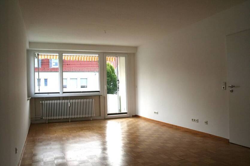 Nähe Leineaue ... Ruhiges Wohnen im Mehrfamilienhaus ... inkl. Garage ... !!!