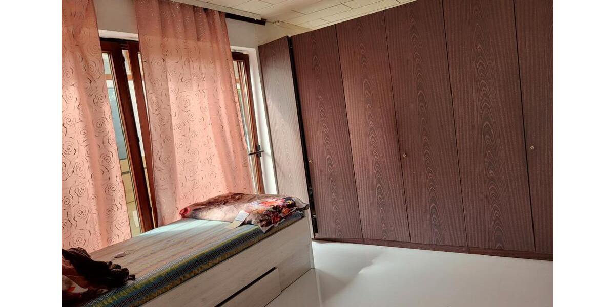 Bungalow Burgdorf - 8 Zimmer, 188 m&sup2;, 1.350&euro; | Angebot:26516986
