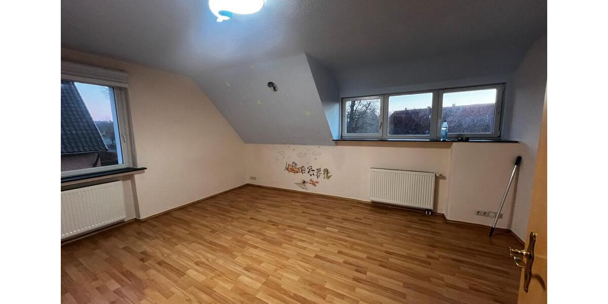 Großzügige 4Zimmer-Maisonettewohnung mit Balkon und Einbauküche 4 zimmer