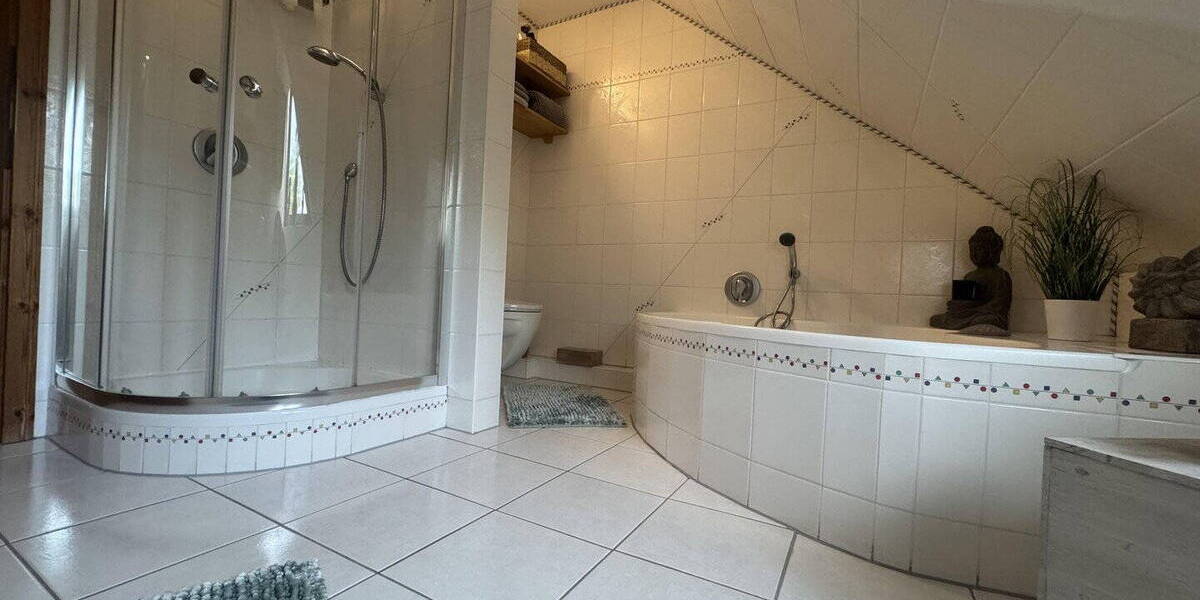 Doppelhaushälfte Neustadt - 5 Zimmer, 134 m&sup2;, 435.000&euro; | Angebot:26607223