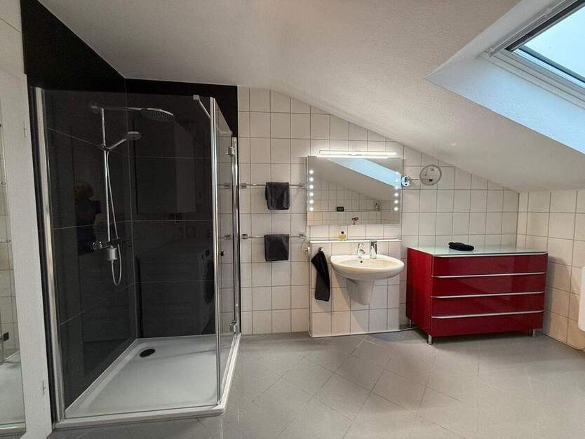 Attraktives und interessantes Reihenmittelhaus mit Vollkeller 4 zimmer