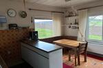 Einfamilienhaus mit zwei Garagen