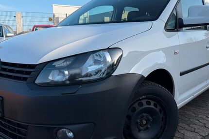VW Caddy 324.000 km 4.999 &euro; Hildesheim 31137