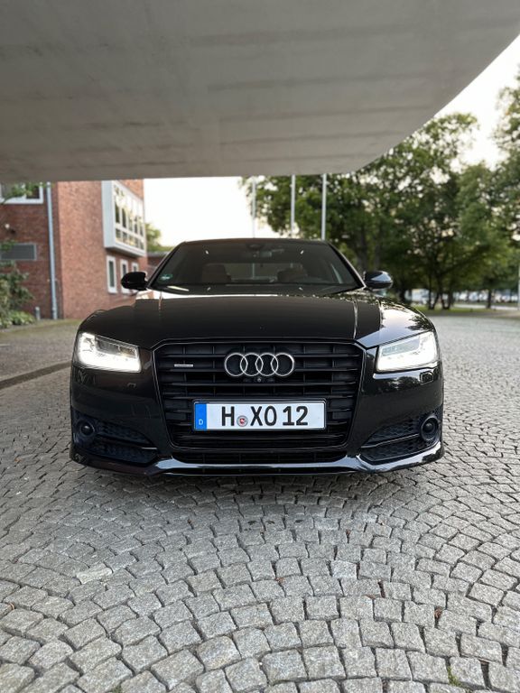 Audi A8 132.000 km 32.999 € Hannover 30419