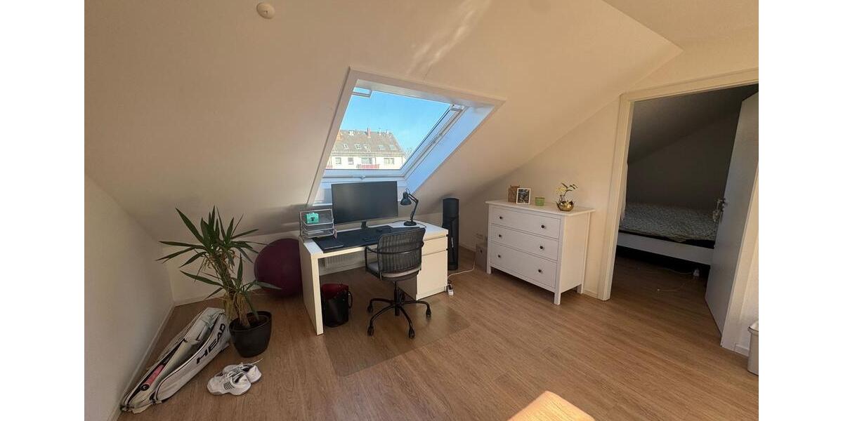 Dachgeschoßwohnung Hannover Buchholz-Kleefeld - 2 Zimmer, 45 m&sup2;, 530&euro; | Angebot:25536178