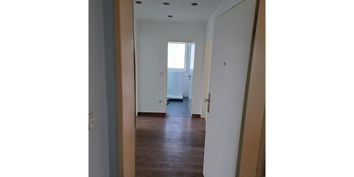 Erdgeschoßwohnung Garbsen - 3 Zimmer, 70 m&sup2;, 833&euro; | Angebot:26089525