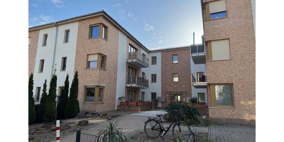 Erdgeschoßwohnung Garbsen Berenbostel - 3 Zimmer, 88 m&sup2;, 1.100&euro; | Angebot:26214810