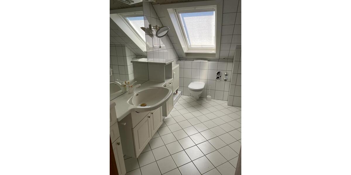 Etagenwohnung Garbsen Berenbostel - 2.5 Zimmer, 70 m&sup2;, 600&euro; | Angebot:26542835