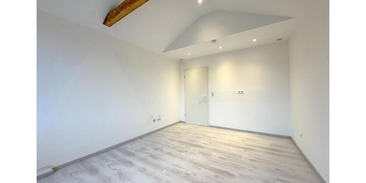 Dachgeschoßwohnung Hannover Buchholz-Kleefeld - 3 Zimmer, 70 m&sup2;, 1.000&euro; | Angebot:25067507