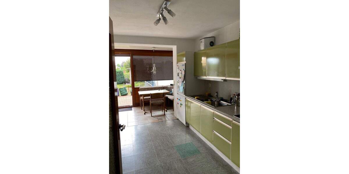 Großzügiges Reihenmittelhaus mit Garten & Garage in zweiter Reihe am Mittellandkanal 5 zimmer