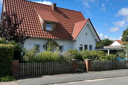 Haus Isernhagen - 6 Zimmer, 195 m&sup2;, 695.000&euro; | Angebot:26286624