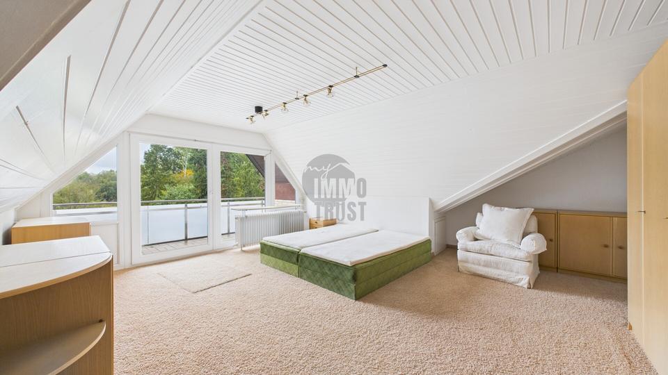 Exklusive Villa in Toplage von Grasdorf – 10 Zimmer, traumhafter Feldblick & Wellnessbereich mit Pool 10 zimmer