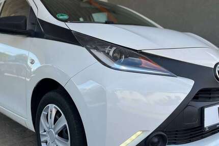 Toyota Aygo 86.600 km 5.599 &euro; Seelze 30926