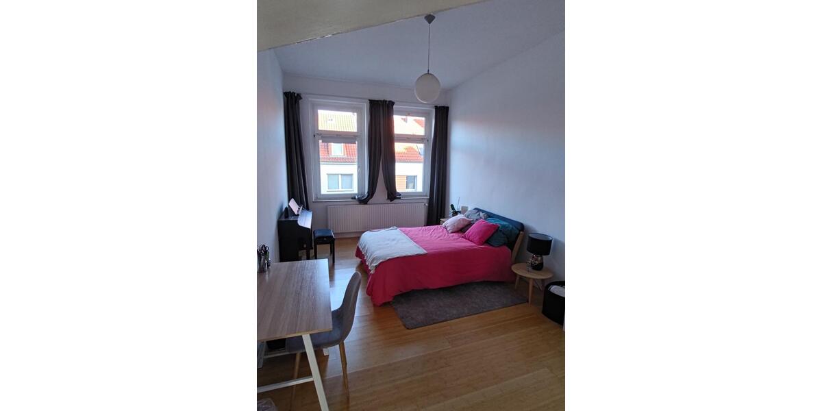 Attraktive 2-Zimmer-Wohnung mit Balkon & Einbauküche in Hannover 2 zimmer